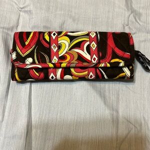 NWOT Vera Bradley Clutch Wallet with strap.